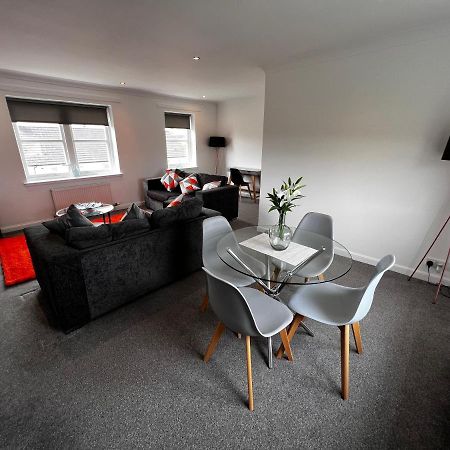 Renfrew Home From Home Bagian luar foto