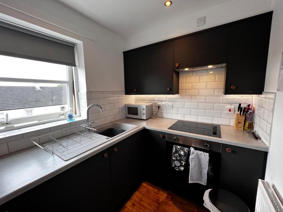 Renfrew Home From Home Bagian luar foto